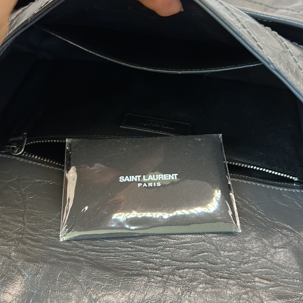 SAINT LAURENT NIKI MEDIUM IN VINTAGE LEATHER - Picture 9 of 9
